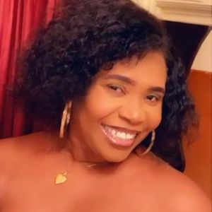 Meet your Posher, Marie